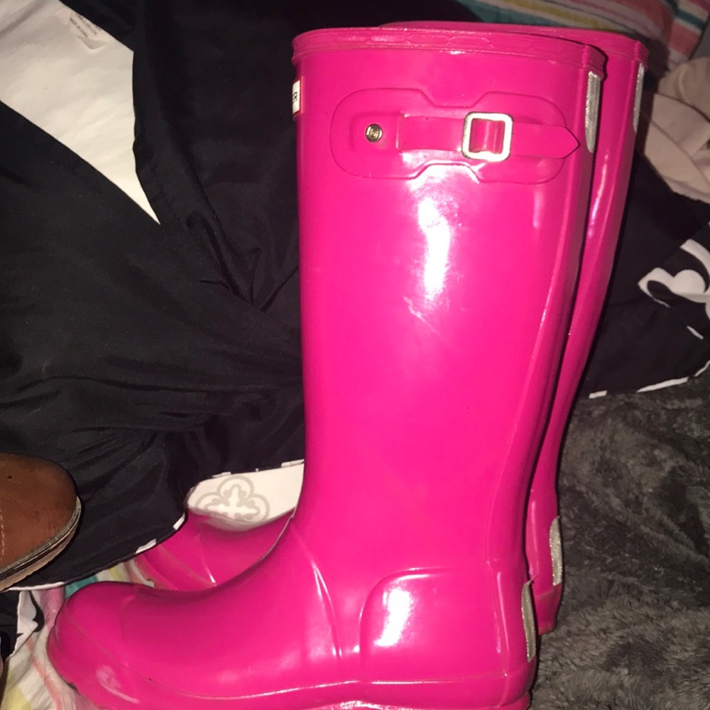 super cute kids pink gloss hunter boots